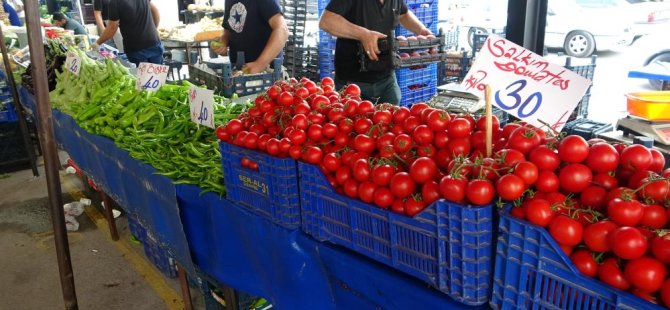 Kayseri'de Semt pazarlarında bayram yoğunluğu