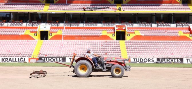 Kayserispor Stadyumu yeni sezona hazırlanıyor