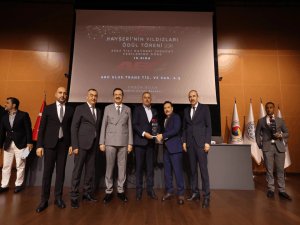 Başkan Ergün Bilen Kayseri'nin Yıldızı Ödülünü Aldı