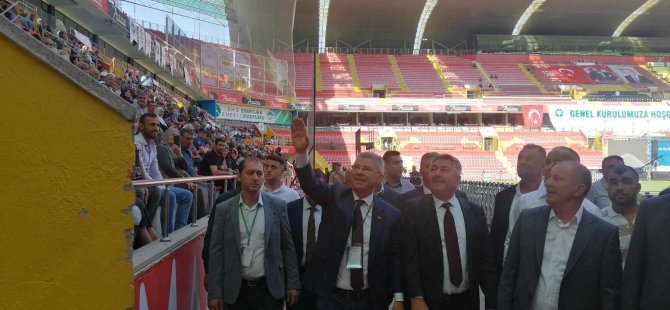 BAŞKAN HÜSEYİN AKAY: "SEÇİM İSTEYİP ORTALARDA GÖZÜKMEYEN KAÇAN HIRSIZLARA SESLENDİ"