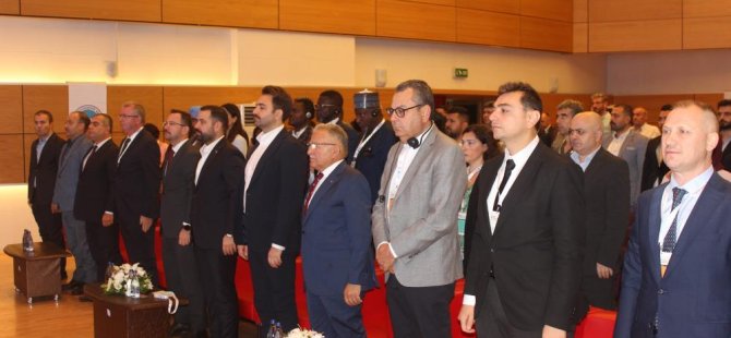 Kayseri'de ‘Toplu Taşımada Temiz Enerjili Araçlar' konferansı düzenlendi