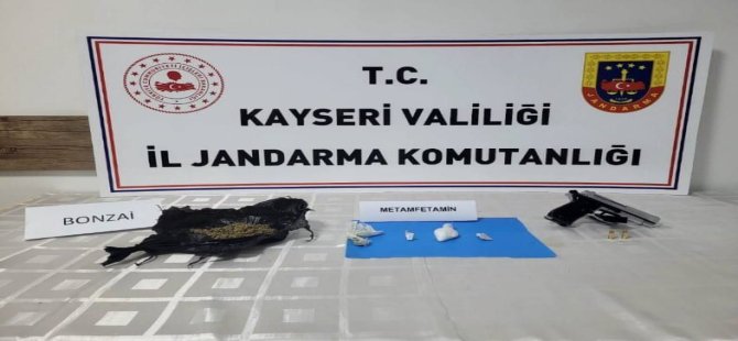 Şeker Mahallesinde Uyuşturucu Madde Ticareti, yapan: 3 kişi yakalandı