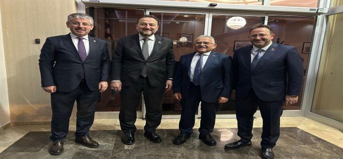 BÜYÜKKILIÇ’A, MÜSİAD’DAN ‘TÜRKİYE YÜZYILI SÜRDÜRÜLEBİLİR ŞEHİR VİZYONU ÖDÜLÜ’