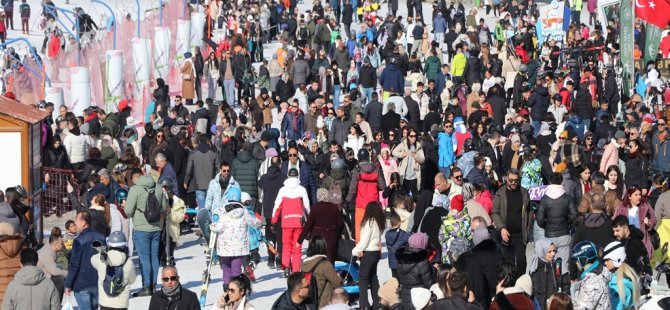 Erciyes, sömestir tatilinde 900 bin kişiyi ağırladı