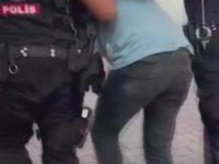 Kaçan araçtan polis telsizi ve yeleği çıktı