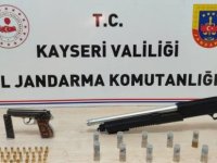 Pınarbaşı'nda silah ticareti yapanlara operasyon