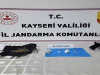 Şeker Mahallesinde Uyuşturucu Madde Ticareti, yapan: 3 kişi yakalandı