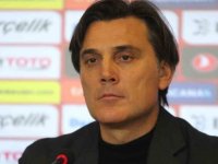 Montella, Kayseri'de gazetecilerin sorularını yanıtladı