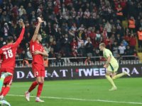 Kayseri'de golsüz beraberlik! Milliler A Ligi’ne yükselmeyi son maça bıraktı