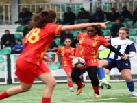 Kayseri Kadın Futbol Takımı 16 puan topladı