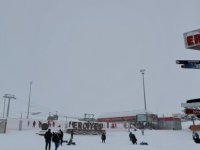 Erciyes'te kar kalınlığı 80 santime ulaştı